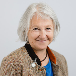  Carola  Portenlänger